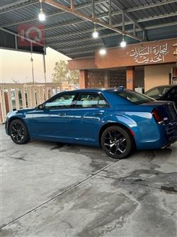 کرایسلەر 300